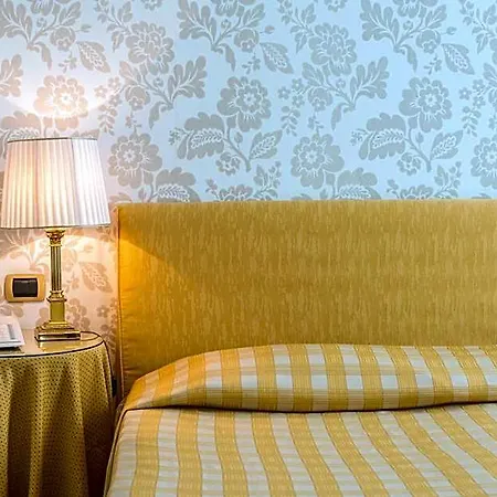 Posta Hotel 3*