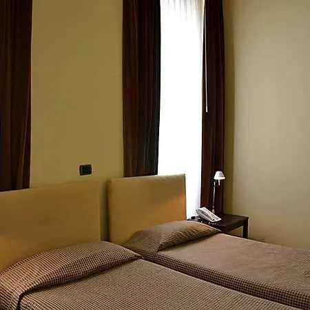 Posta 3* Trieste